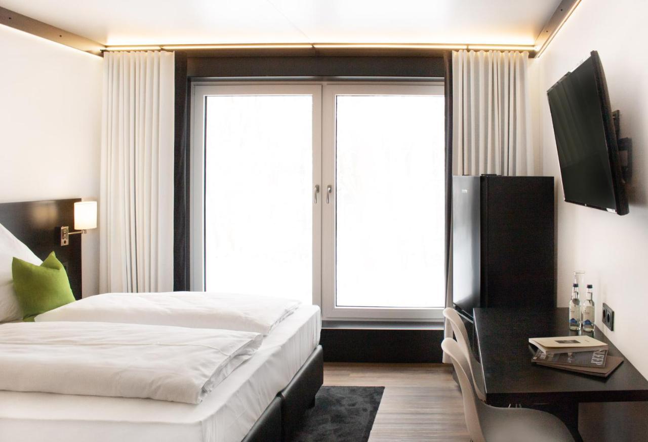 Fr Hotel By Wmm Hotels Eschbach  Bagian luar foto
